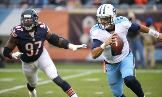 Marcus Mariota at Bears.jpg